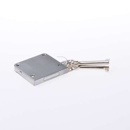 Afbeelding van Meubelslot type 760 breedte 40mm inclusief twee sleutels
