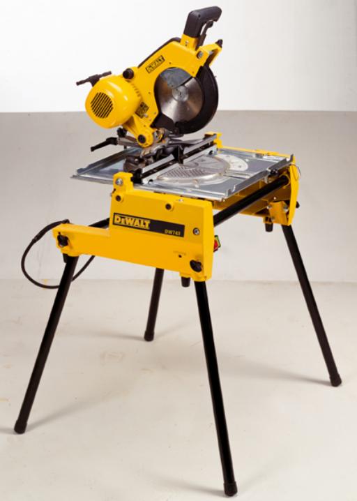 Dewalt Tafel Afkort Verstekzaag 250Mm Dw743N Qs dewalt kopen in de aanbieding