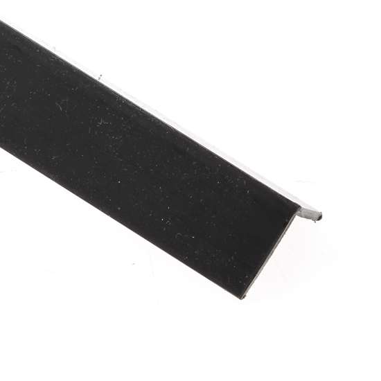 Afbeeldingen van Pvc hoekprof.30x30x2.0 zwart 2.6mtr.