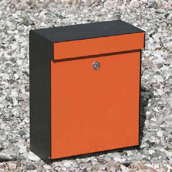Afbeelding van Brievenbus Allux Grundform zwart/oranje, modern design, ruime brievenbus. Verkrijgbaar in 7 uitvoeringen.